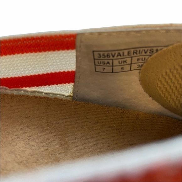 Vionic Valeri Canvas Espadrilles. Size 7 - Picture 7 of 11